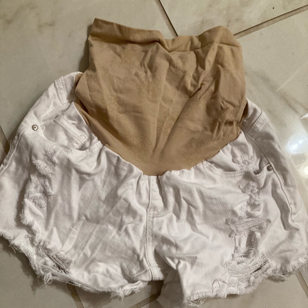 Jessica Simpson SZ medium maternity white jeans shorts